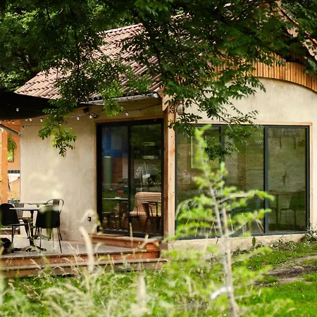 Tinyhouse Insolite - Au Bout Du Chemin - 10 Min De Foix Kamp alanı Baulou