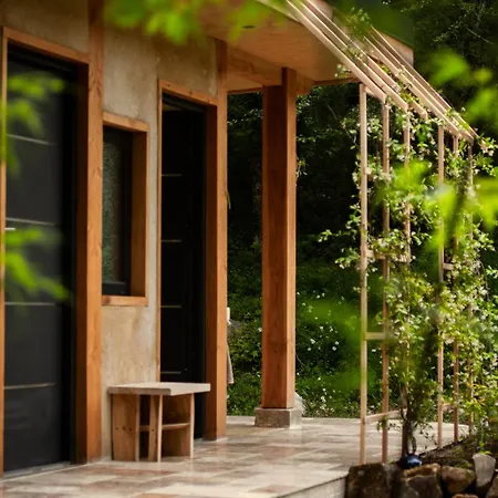 Tinyhouse Insolite - Au Bout Du Chemin - 10 Min De Foix Kamp alanı