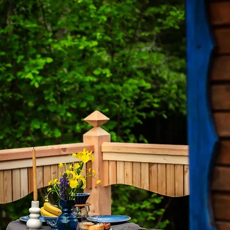 Tinyhouse Insolite - Au Bout Du Chemin - 10 Min De Foix Kamp alanı